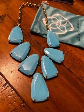 Kendra Scott Harlow Bib Necklace - Gold Setting